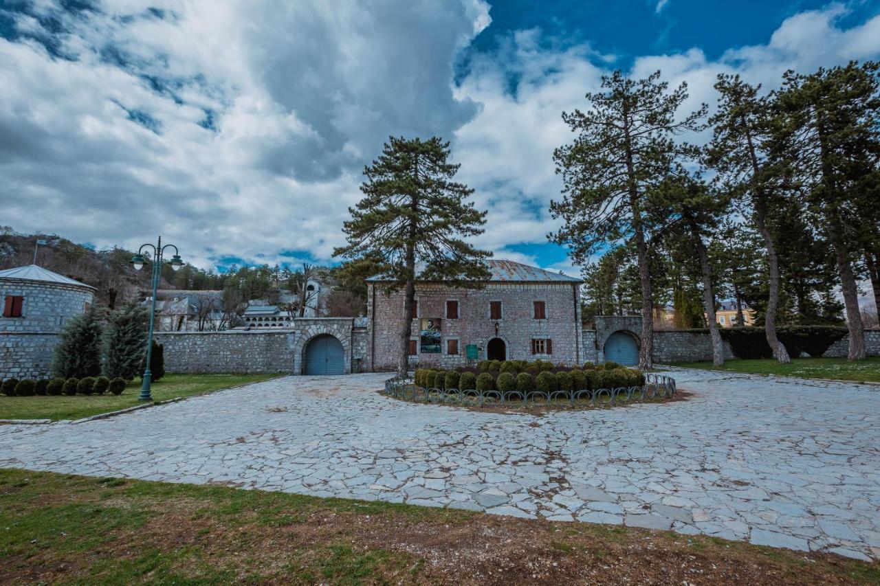 Hotel Dapcevic Cetinje Exterior foto