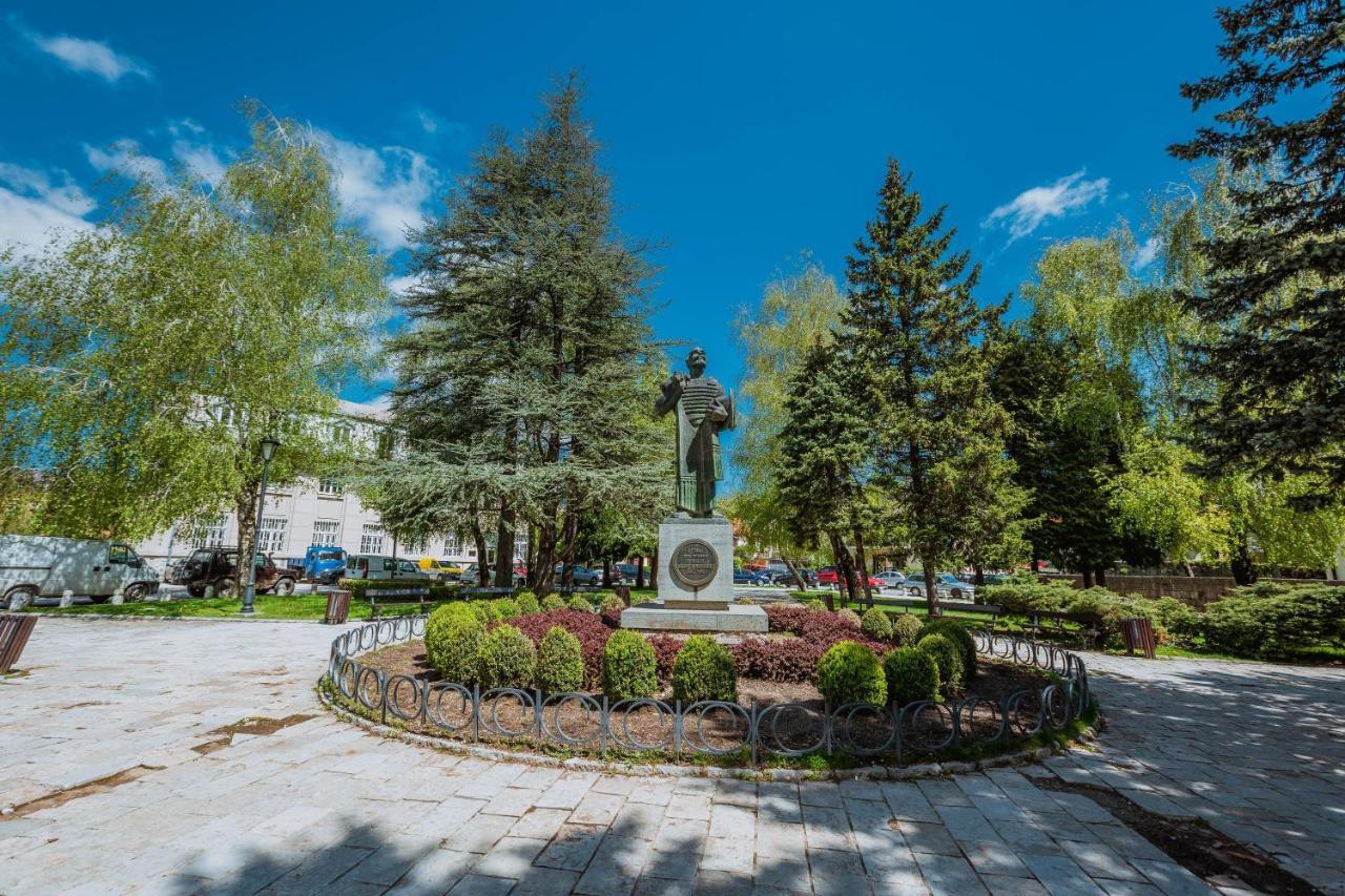 Hotel Dapcevic Cetinje Exterior foto